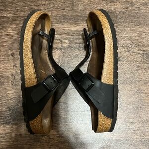BIRKENSTOCK THONG SANDALS SIZE 39